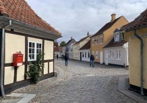 OdenseSept2022_IMG_7019_redim Odense. Quartier de petites maisons typiques